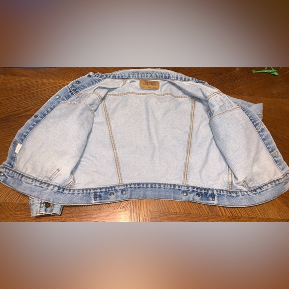 Vintage 90s Levi Strauss Light Blue Denim Trucker Collar Jean Jacket L 16/18 - Picture 13 of 16